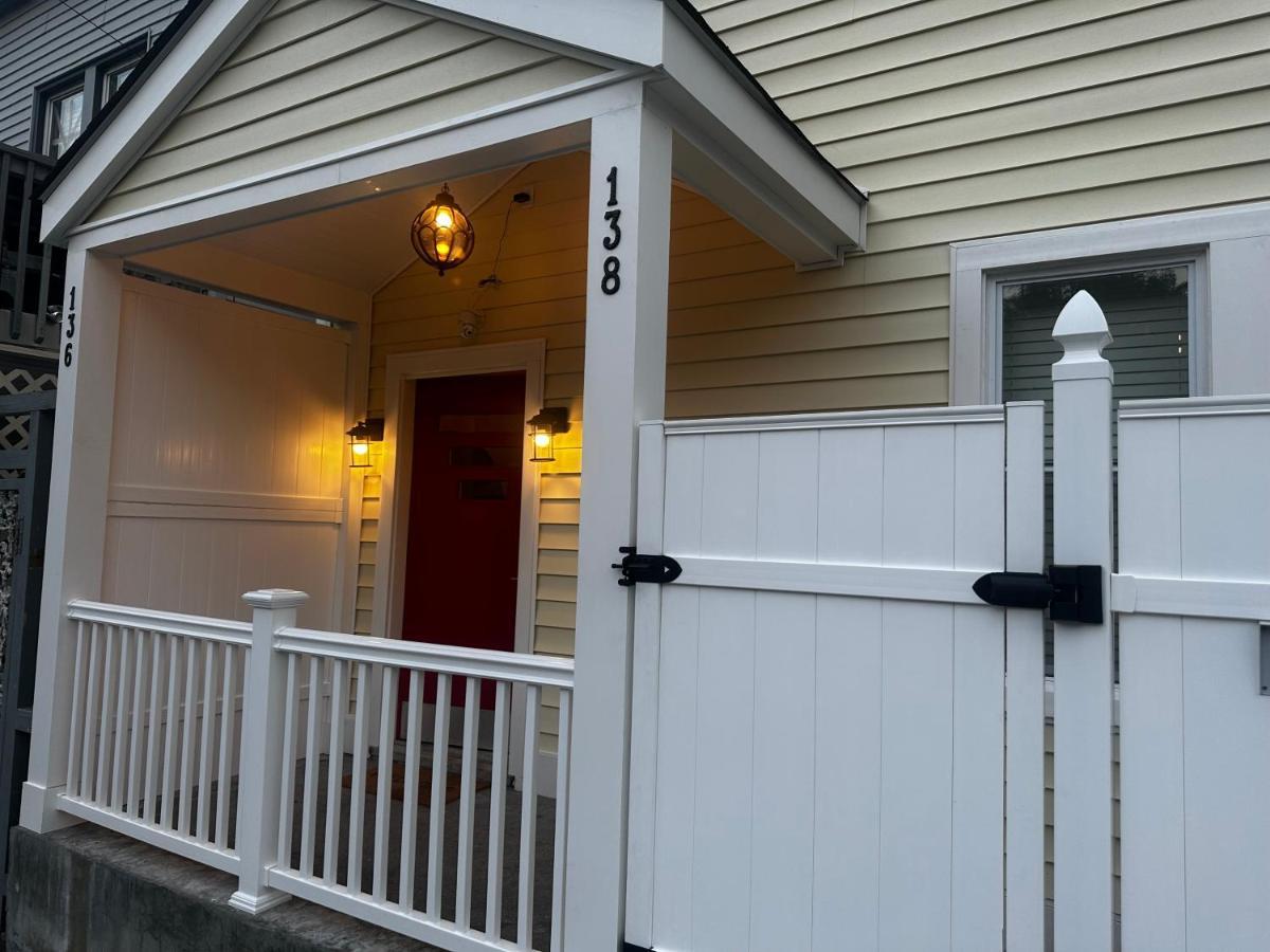 4-A Diamond In Yonkers Hotel Eksteriør billede