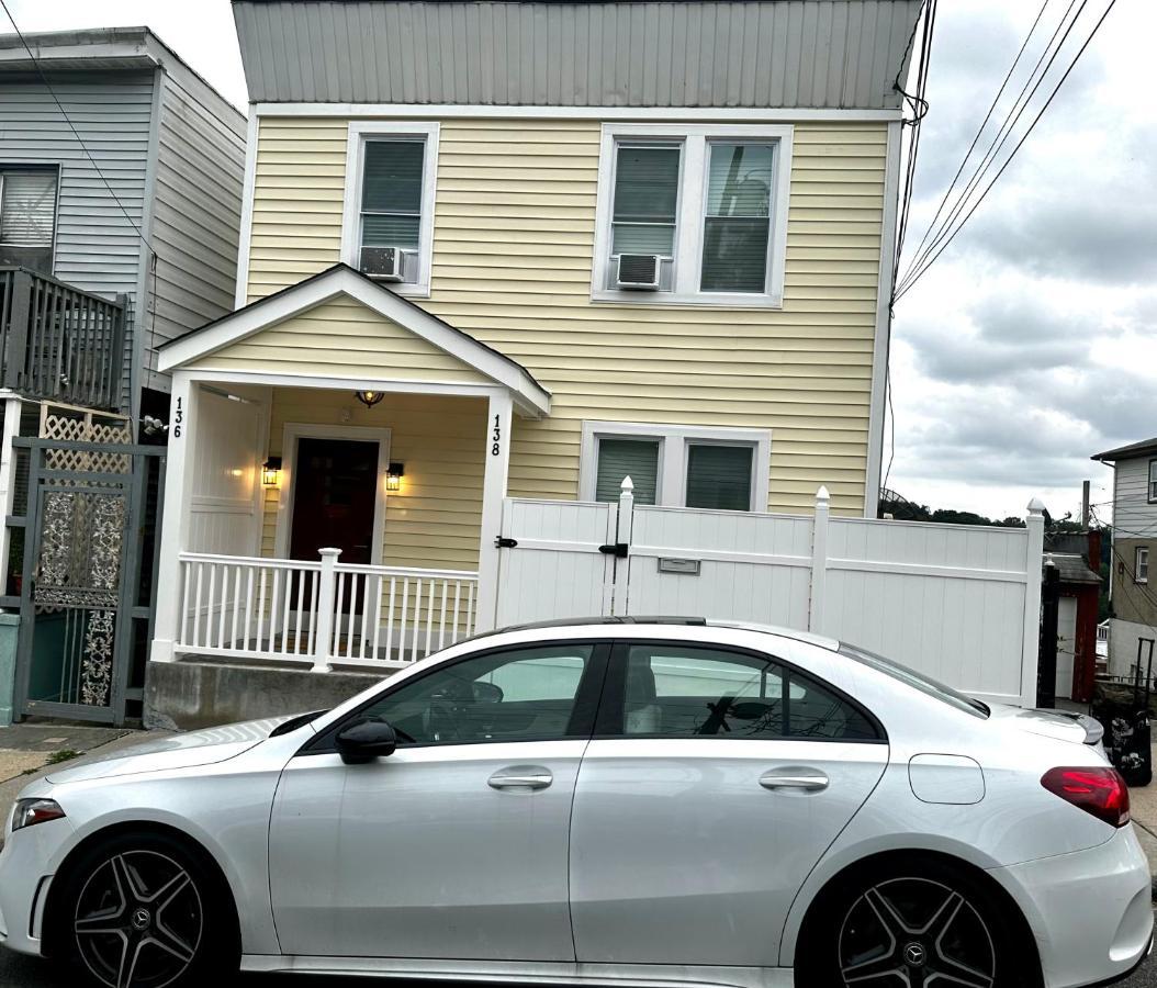 4-A Diamond In Yonkers Hotel Eksteriør billede