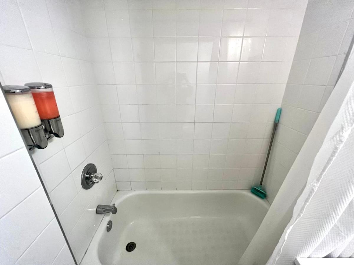 4-A Diamond In Yonkers Hotel Eksteriør billede